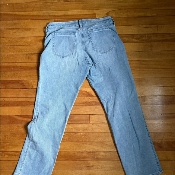Hollister Light Blue Relaxed Straight Jeans - Picture 4 of 5